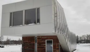 Wormhouse