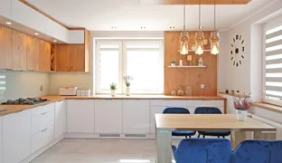 Realisation of a kitchen with oak lancelot