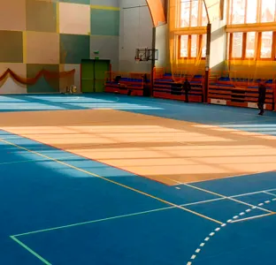 OCSIR in Ostroda. Modernisation of the sports floor in the main hall.