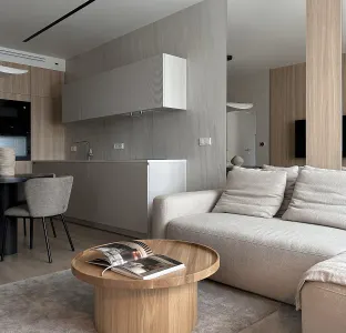 Seaside flat EAST