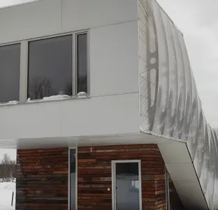 Wormhouse