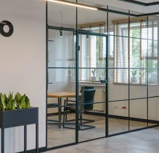 Projekt Darco, hol recepcyjny, salka spotkań, biuro kadr