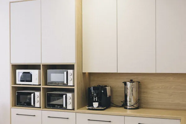 Furniture for administrative offices and kitchen fittings, Realization image 0