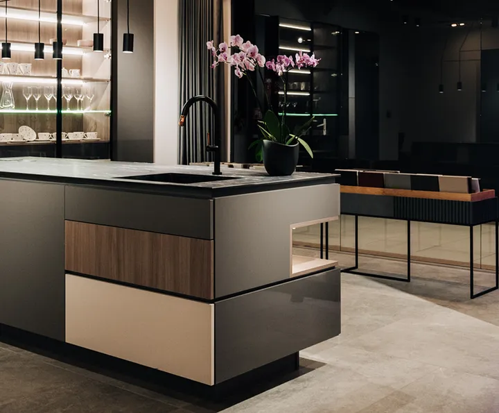 DescriptionShowroom Korner Katowice